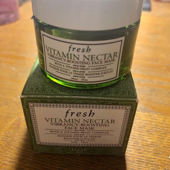 Mini Fresh Vitamin C Glow Face Mask - Picture 1 of 3